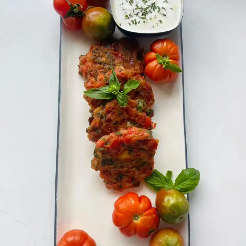 Pomodoro Cheese Fritters